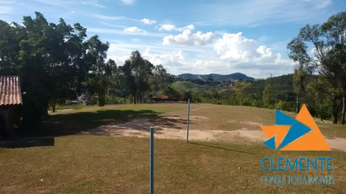 Foto 2 de Sítio / Rancho com 4 quartos à venda, 180m2 em Bonanza, Santa Luzia - MG