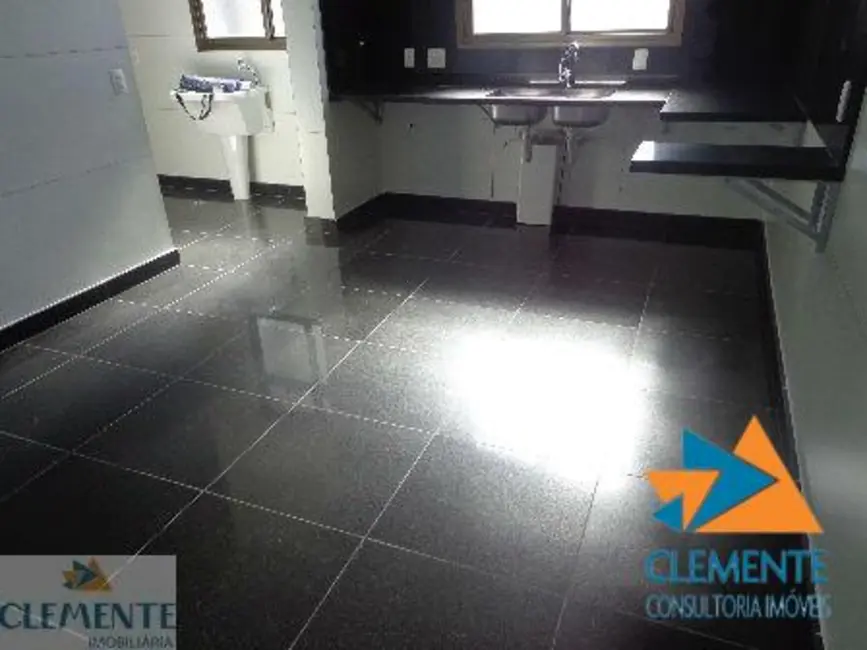 Apartamento com 4 quartos à venda, 180m2 em Santo Agostinho, Belo Horizonte - MG - imagem 9 Foto 9 de Apartamento com 4 quartos à venda, 180m2 em Santo Agostinho, Belo Horizonte - MG