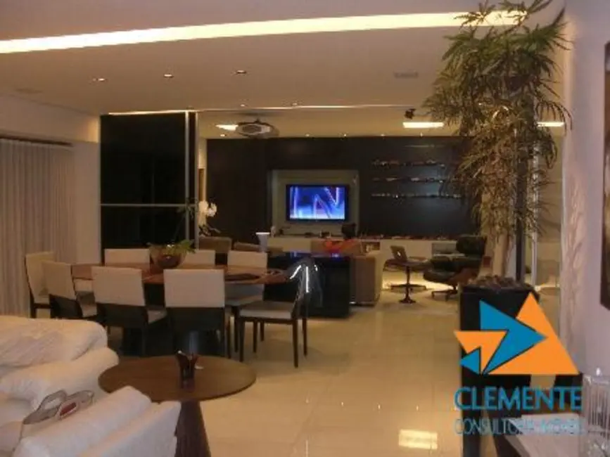 Apartamento com 4 quartos à venda, 328m2 em Funcionários, Belo Horizonte - MG - imagem 7 Foto 7 de Apartamento com 4 quartos à venda, 328m2 em Funcionários, Belo Horizonte - MG