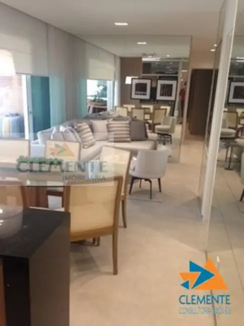 Foto 4 de Apartamento com 2 quartos à venda, 82m2 em Lourdes, Belo Horizonte - MG