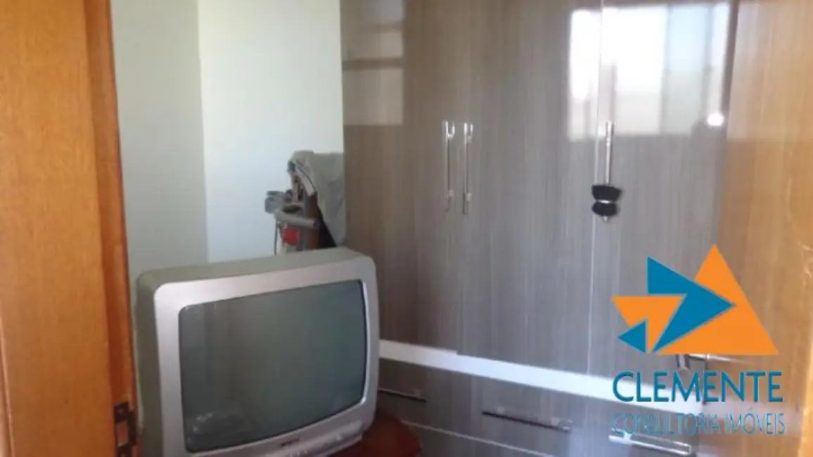 Apartamento com 4 quartos à venda, 210m2 em Lourdes, Belo Horizonte - MG - imagem 8 Foto 8 de Apartamento com 4 quartos à venda, 210m2 em Lourdes, Belo Horizonte - MG