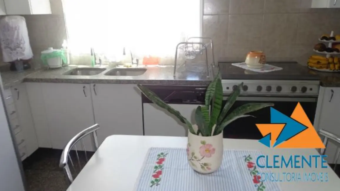 Apartamento com 4 quartos à venda, 210m2 em Lourdes, Belo Horizonte - MG - imagem 6 Foto 6 de Apartamento com 4 quartos à venda, 210m2 em Lourdes, Belo Horizonte - MG