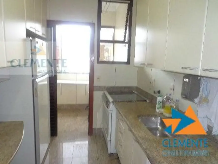 Apartamento com 3 quartos à venda, 108m2 em Lourdes, Belo Horizonte - MG - imagem 8 Foto 8 de Apartamento com 3 quartos à venda, 108m2 em Lourdes, Belo Horizonte - MG