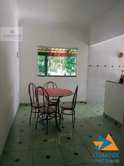 Foto 3 de Casa de Condomínio com 3 quartos à venda, 180m2 em Jaboticatubas - MG