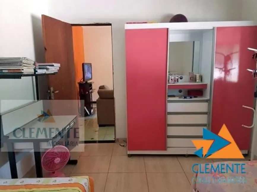 Foto 6 de Casa de Condomínio com 3 quartos à venda, 180m2 em Jaboticatubas - MG