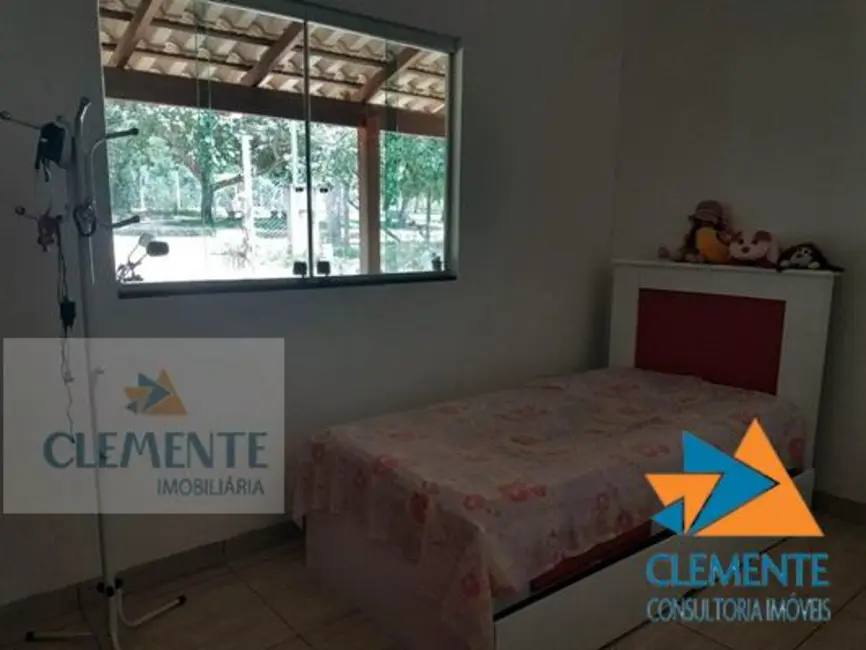 Foto 5 de Casa de Condomínio com 3 quartos à venda, 180m2 em Jaboticatubas - MG