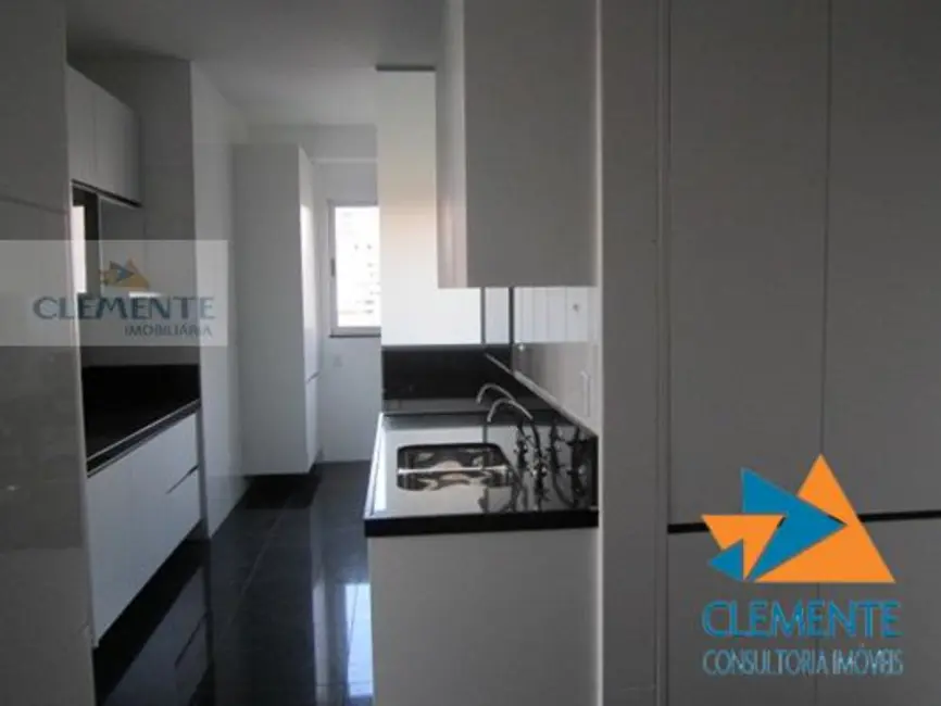 Apartamento com 4 quartos à venda, 133m2 em Santo Agostinho, Belo Horizonte - MG - imagem 5 Foto 5 de Apartamento com 4 quartos à venda, 133m2 em Santo Agostinho, Belo Horizonte - MG