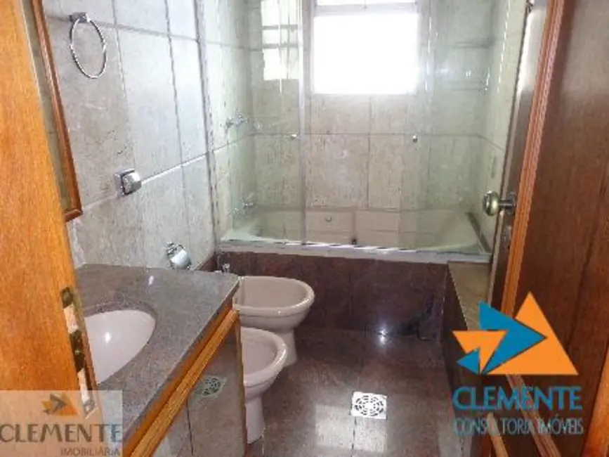 Apartamento com 4 quartos à venda, 170m2 em Lourdes, Belo Horizonte - MG - imagem 4 Foto 4 de Apartamento com 4 quartos à venda, 170m2 em Lourdes, Belo Horizonte - MG