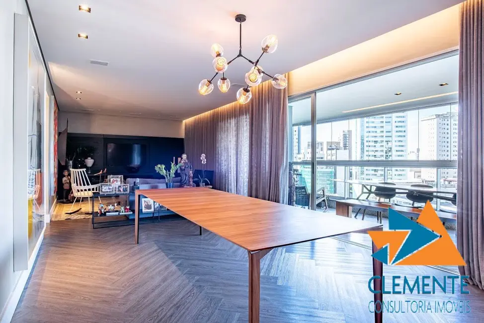 Apartamento com 4 quartos à venda, 197m2 em Santo Agostinho, Belo Horizonte - MG - imagem 5 Foto 5 de Apartamento com 4 quartos à venda, 197m2 em Santo Agostinho, Belo Horizonte - MG