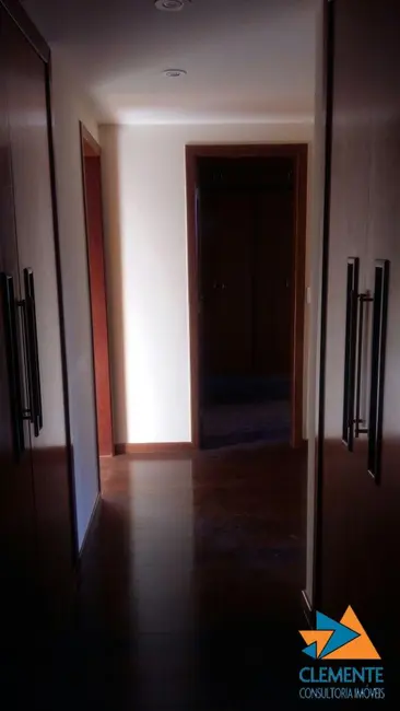 Apartamento com 4 quartos à venda, 196m2 em Belvedere, Belo Horizonte - MG - imagem 4 Foto 4 de Apartamento com 4 quartos à venda, 196m2 em Belvedere, Belo Horizonte - MG