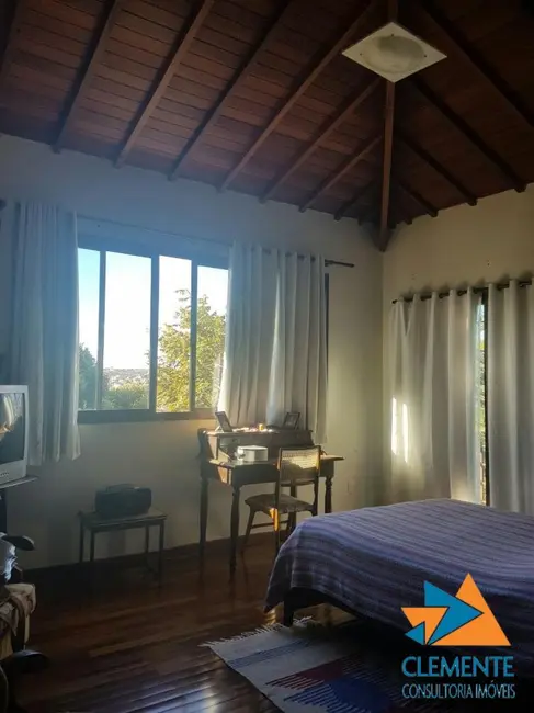 Foto 1 de Casa de Condomínio com 4 quartos à venda, 280m2 em Lagoa Santa - MG