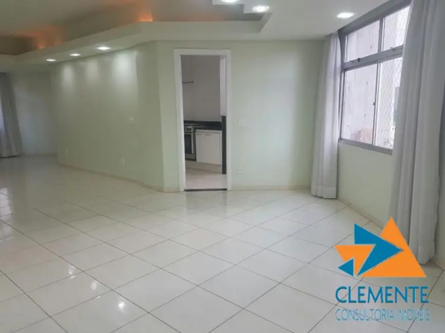 Apartamento com 4 quartos à venda, 140m2 em Savassi, Belo Horizonte - MG - imagem 9 Foto 9 de Apartamento com 4 quartos à venda, 140m2 em Savassi, Belo Horizonte - MG