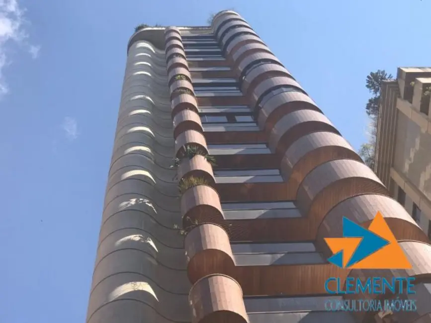 Apartamento com 5 quartos à venda, 672m2 em Lourdes, Belo Horizonte - MG - imagem 3 Foto 3 de Apartamento com 5 quartos à venda, 672m2 em Lourdes, Belo Horizonte - MG