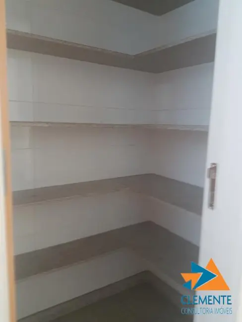 Apartamento com 2 quartos à venda e para alugar, 96m2 em Lourdes, Belo Horizonte - MG - imagem 3 Foto 3 de Apartamento com 2 quartos à venda e para alugar, 96m2 em Lourdes, Belo Horizonte - MG