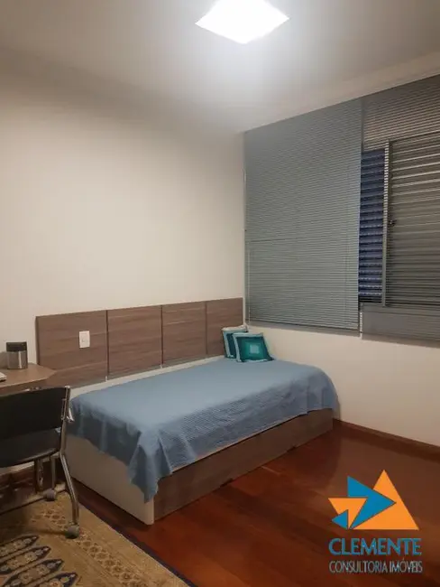 Apartamento com 4 quartos à venda, 210m2 em Lourdes, Belo Horizonte - MG - imagem 6 Foto 6 de Apartamento com 4 quartos à venda, 210m2 em Lourdes, Belo Horizonte - MG