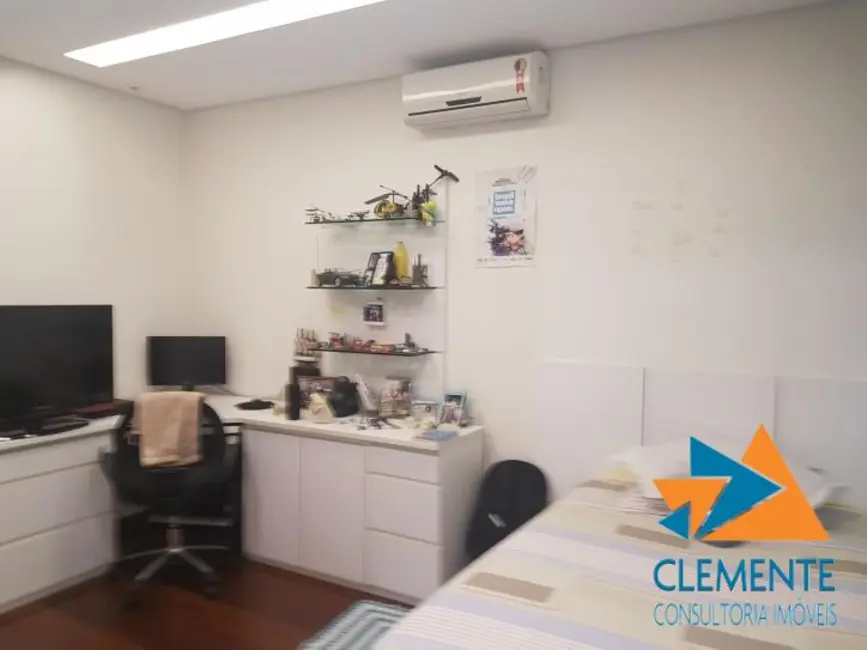 Apartamento com 4 quartos à venda, 210m2 em Lourdes, Belo Horizonte - MG - imagem 8 Foto 8 de Apartamento com 4 quartos à venda, 210m2 em Lourdes, Belo Horizonte - MG