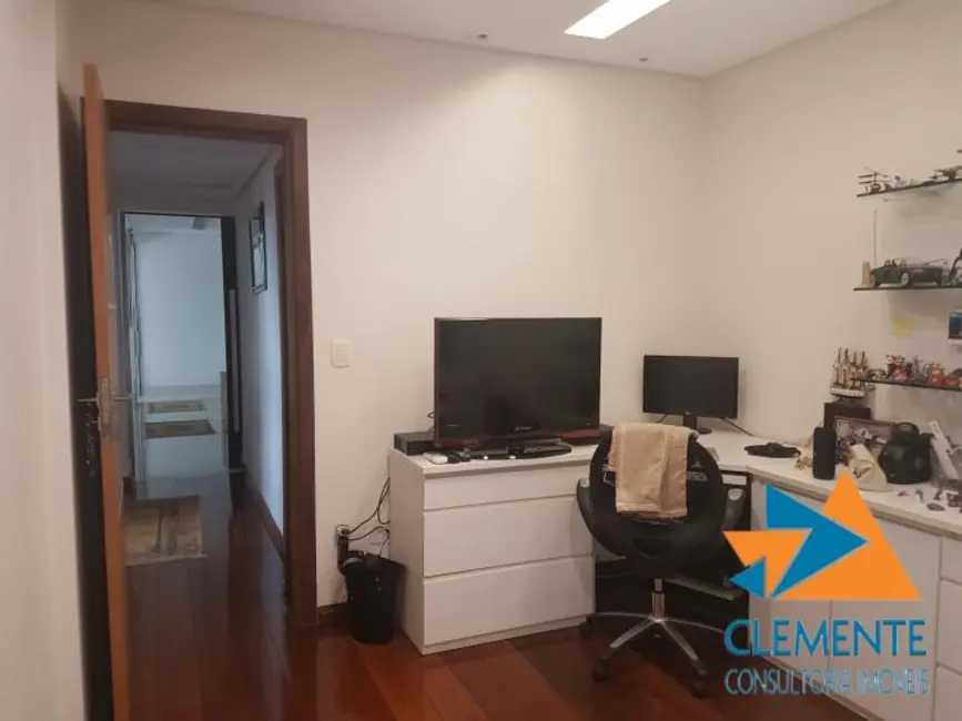 Foto 4 de Apartamento com 4 quartos à venda, 200m2 em Lourdes, Belo Horizonte - MG