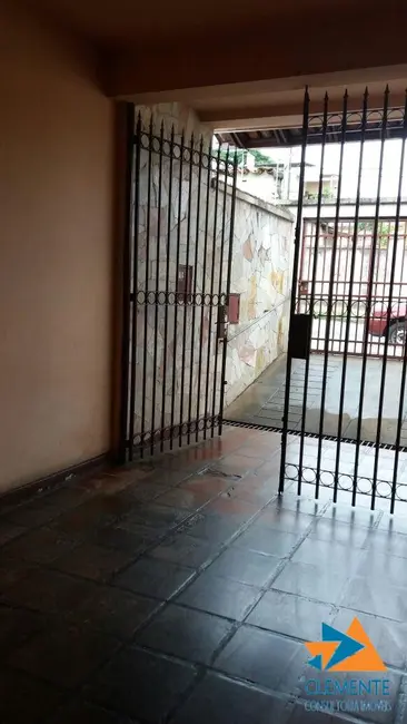 Foto 12 de Casa com 4 quartos à venda, 150m2 em Glória, Belo Horizonte - MG
