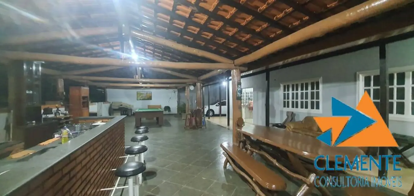 Foto 1 de Casa de Condomínio com 4 quartos à venda, 300m2 em Jaboticatubas - MG