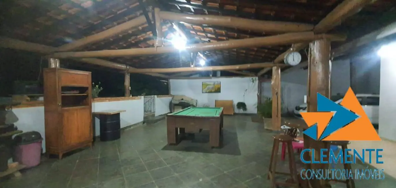 Foto 2 de Casa de Condomínio com 4 quartos à venda, 300m2 em Jaboticatubas - MG