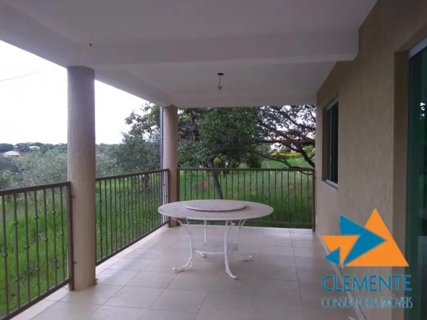 Casa de Condomínio com 3 quartos à venda, 150m2 em Jaboticatubas - MG - imagem 3 Foto 3 de Casa de Condomínio com 3 quartos à venda, 150m2 em Jaboticatubas - MG