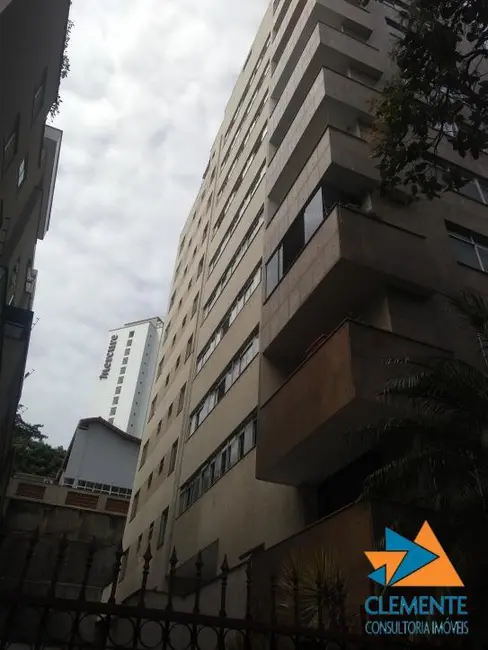 Foto 1 de Apartamento com 4 quartos à venda, 200m2 em Santo Antônio, Belo Horizonte - MG