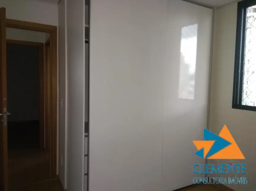 Apartamento com 3 quartos à venda, 93m2 em Funcionários, Belo Horizonte - MG - imagem 9 Foto 9 de Apartamento com 3 quartos à venda, 93m2 em Funcionários, Belo Horizonte - MG