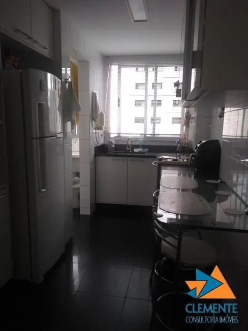 Apartamento com 3 quartos à venda, 174m2 em Funcionários, Belo Horizonte - MG - imagem 4 Foto 4 de Apartamento com 3 quartos à venda, 174m2 em Funcionários, Belo Horizonte - MG