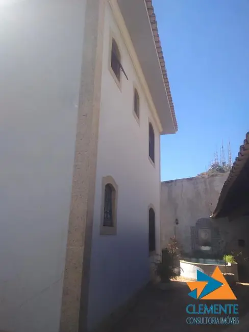 Foto 29 de Casa com 4 quartos à venda, 390m2 em Belvedere, Belo Horizonte - MG