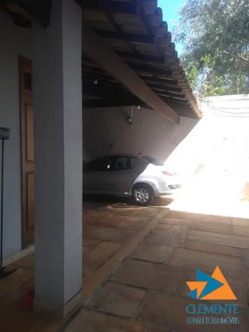 Foto 34 de Casa com 4 quartos à venda, 390m2 em Belvedere, Belo Horizonte - MG