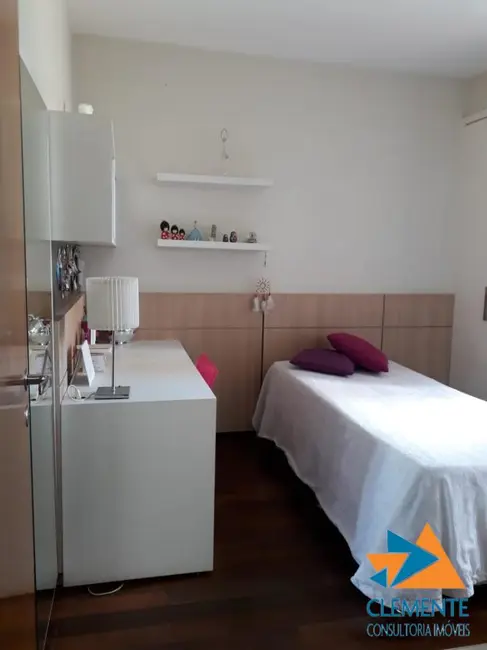 Apartamento com 4 quartos à venda, 148m2 em Santo Agostinho, Belo Horizonte - MG - imagem 6 Foto 6 de Apartamento com 4 quartos à venda, 148m2 em Santo Agostinho, Belo Horizonte - MG