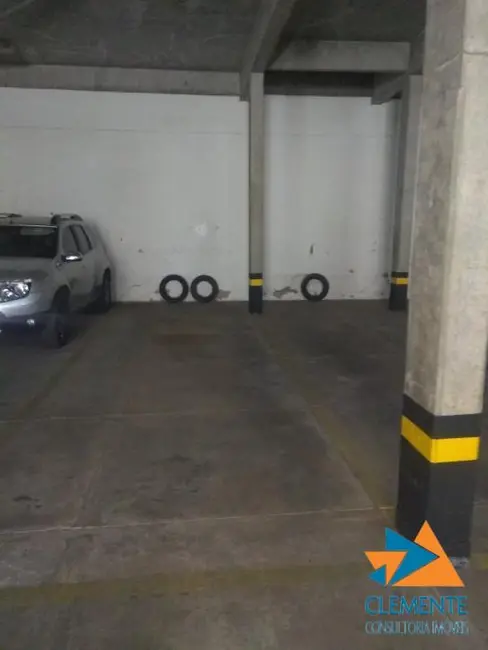 Apartamento com 3 quartos à venda, 100m2 em Santo Antônio, Belo Horizonte - MG - imagem 5 Foto 5 de Apartamento com 3 quartos à venda, 100m2 em Santo Antônio, Belo Horizonte - MG