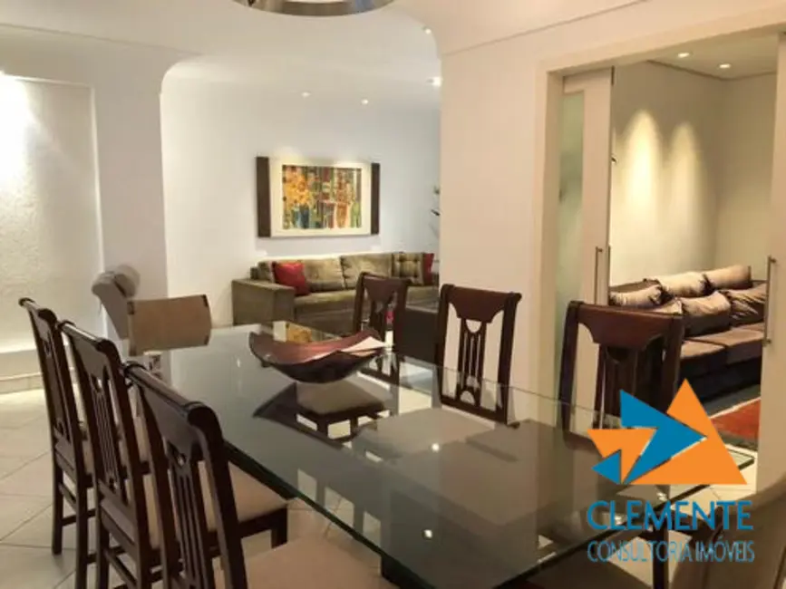 Apartamento com 4 quartos à venda, 134m2 em Lourdes, Belo Horizonte - MG - imagem 4 Foto 4 de Apartamento com 4 quartos à venda, 134m2 em Lourdes, Belo Horizonte - MG