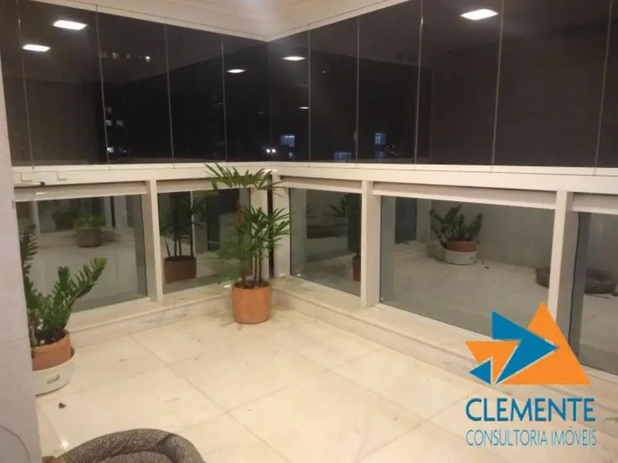 Apartamento com 4 quartos à venda, 252m2 em Funcionários, Belo Horizonte - MG - imagem 7 Foto 7 de Apartamento com 4 quartos à venda, 252m2 em Funcionários, Belo Horizonte - MG