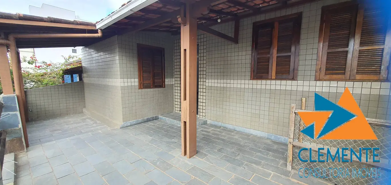 Casa com 4 quartos à venda, 209m2 em Alto Barroca, Belo Horizonte - MG - imagem 3 Foto 3 de Casa com 4 quartos à venda, 209m2 em Alto Barroca, Belo Horizonte - MG