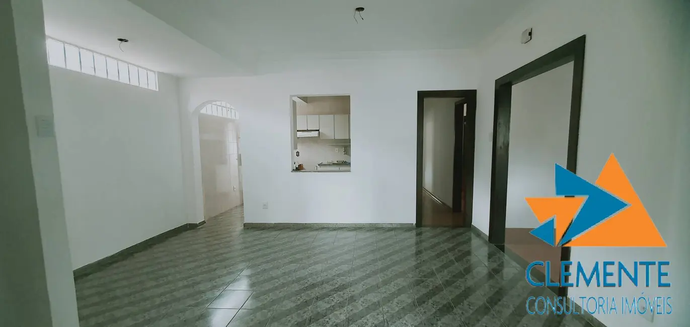 Casa com 4 quartos à venda, 209m2 em Alto Barroca, Belo Horizonte - MG - imagem 9 Foto 9 de Casa com 4 quartos à venda, 209m2 em Alto Barroca, Belo Horizonte - MG