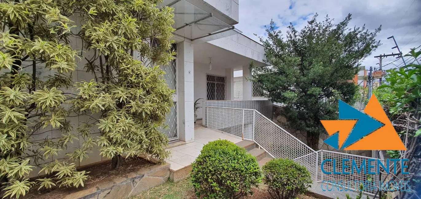 Casa com 3 quartos à venda, 291m2 em Alto Barroca, Belo Horizonte - MG - imagem 6 Foto 6 de Casa com 3 quartos à venda, 291m2 em Alto Barroca, Belo Horizonte - MG