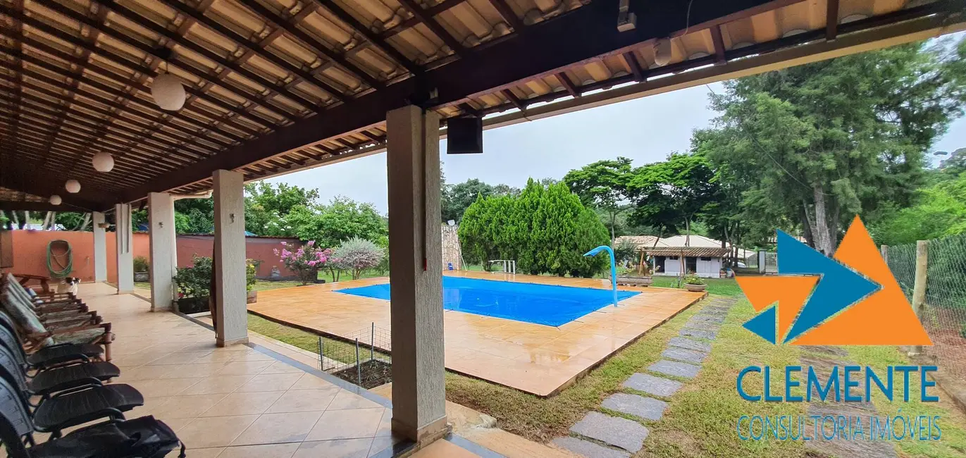 Casa com 3 quartos à venda, 190m2 em Jaboticatubas - MG - imagem 2 Foto 2 de Casa com 3 quartos à venda, 190m2 em Jaboticatubas - MG