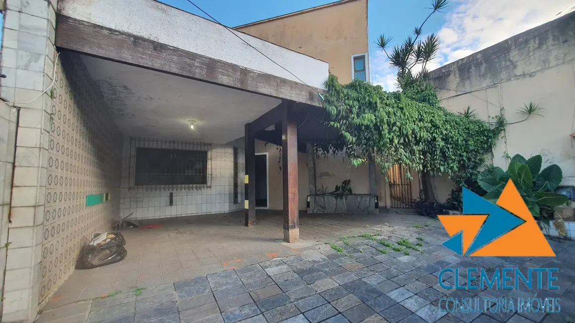 Foto 1 de Casa com 4 quartos à venda, 300m2 em Nova Suíssa, Belo Horizonte - MG