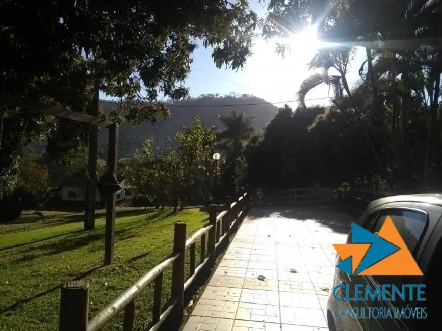 Fazenda / Haras com 9 quartos à venda, 600m2 em Betim - MG - imagem 4 Foto 4 de Fazenda / Haras com 9 quartos à venda, 600m2 em Betim - MG