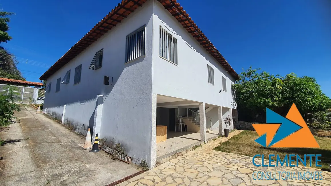 Foto 2 de Casa com 6 quartos à venda, 300m2 em Jaboticatubas - MG