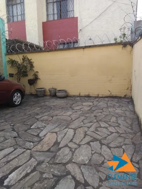 Casa com 5 quartos à venda, 220m2 em Barroca, Belo Horizonte - MG - imagem 3 Foto 3 de Casa com 5 quartos à venda, 220m2 em Barroca, Belo Horizonte - MG