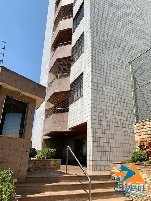 Foto 1 de Apartamento com 4 quartos à venda, 180m2 em Cidade Jardim, Belo Horizonte - MG