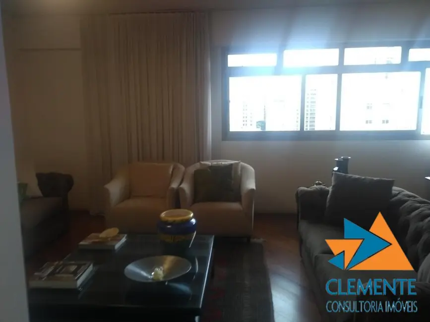 Apartamento com 4 quartos à venda, 250m2 em Funcionários, Belo Horizonte - MG - imagem 9 Foto 9 de Apartamento com 4 quartos à venda, 250m2 em Funcionários, Belo Horizonte - MG