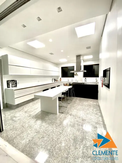 Apartamento com 4 quartos à venda, 345m2 em Lourdes, Belo Horizonte - MG - imagem 6 Foto 6 de Apartamento com 4 quartos à venda, 345m2 em Lourdes, Belo Horizonte - MG