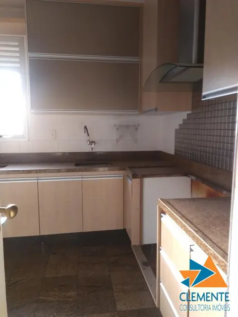 Apartamento com 4 quartos à venda, 170m2 em Lourdes, Belo Horizonte - MG - imagem 6 Foto 6 de Apartamento com 4 quartos à venda, 170m2 em Lourdes, Belo Horizonte - MG