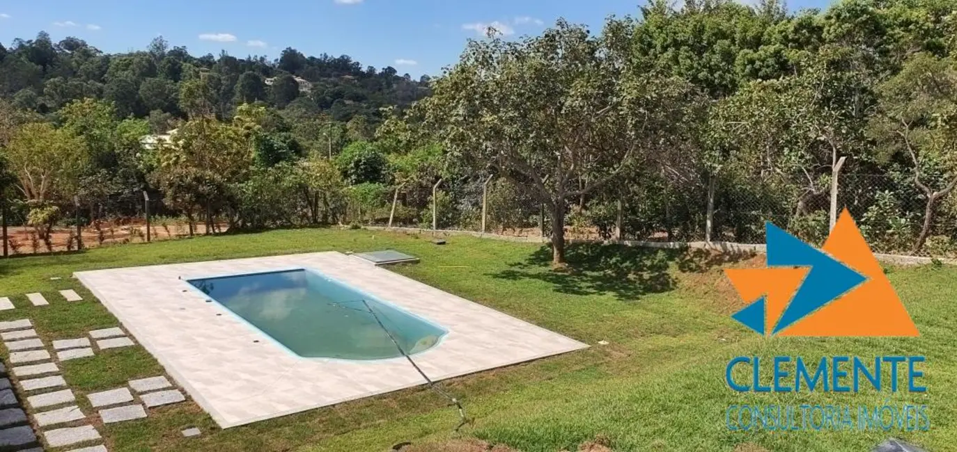 Foto 1 de Casa de Condomínio com 3 quartos à venda, 160m2 em Jaboticatubas - MG