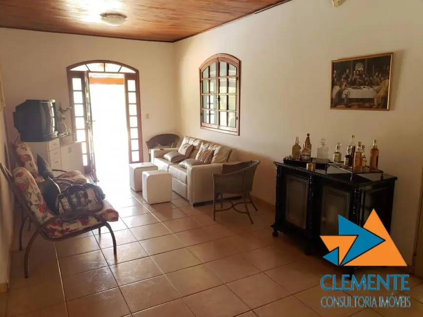 Foto 4 de Casa de Condomínio com 3 quartos à venda, 300m2 em Jaboticatubas - MG