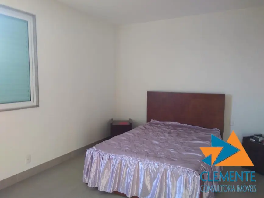 Foto 4 de Casa de Condomínio com 4 quartos à venda, 200m2 em Jaboticatubas - MG