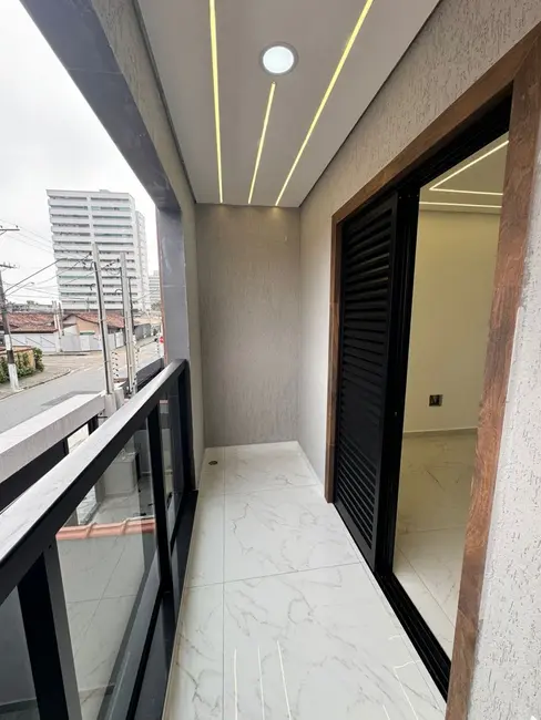Casa com 4 quartos à venda, 45m2 em Guilhermina, Praia Grande - SP - imagem 5 Foto 5 de Casa com 4 quartos à venda, 45m2 em Guilhermina, Praia Grande - SP
